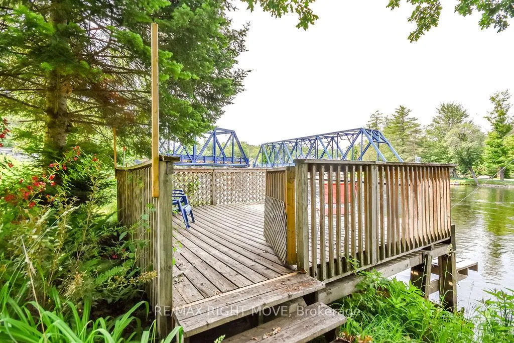 Photo 4 of 1627 Canning Road N, Gravenhurst, Morrison — HOMEH