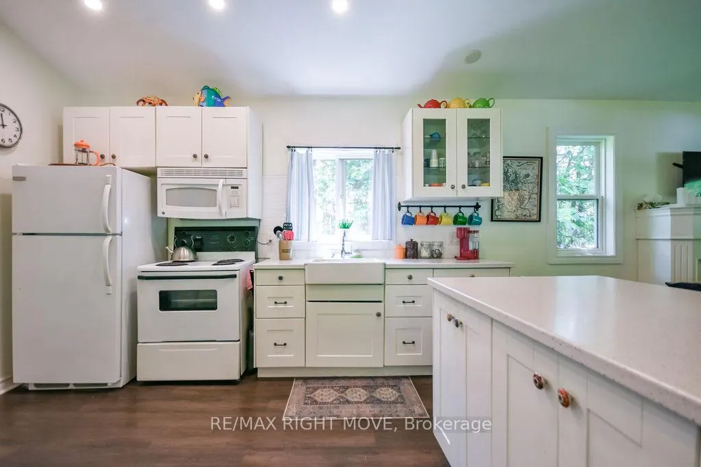 Photo 14 of 1627 Canning Road N, Gravenhurst, Morrison — HOMEH