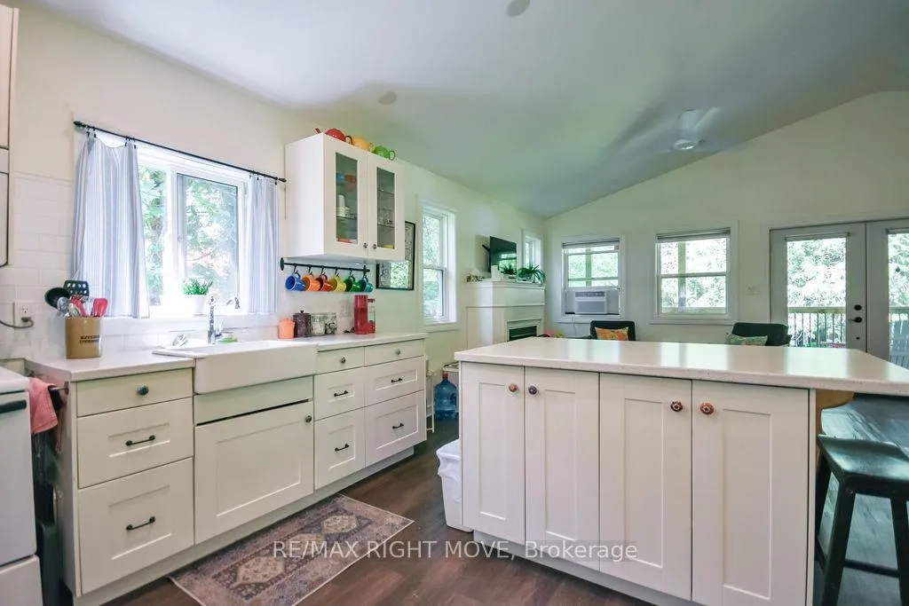 Photo 15 of 1627 Canning Road N, Gravenhurst, Morrison — HOMEH