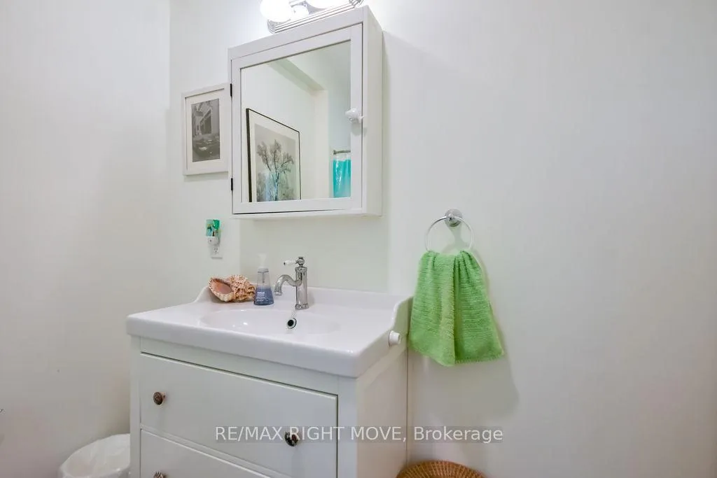 Photo 23 of 1627 Canning Road N, Gravenhurst, Morrison — HOMEH