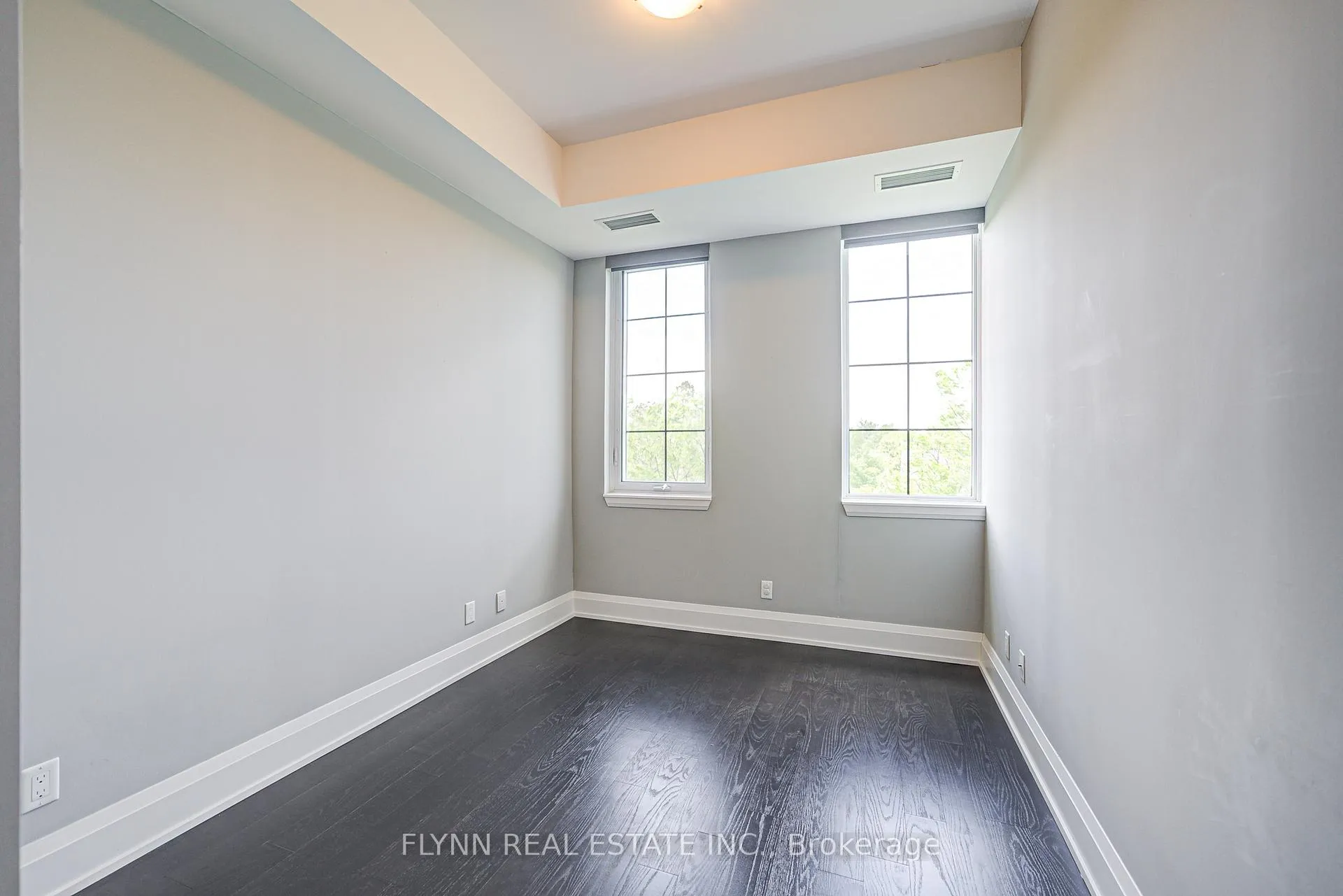 Photo 6 of Unit 324, 20 Fred Varley Drive, Markham, Unionville — HOMEH