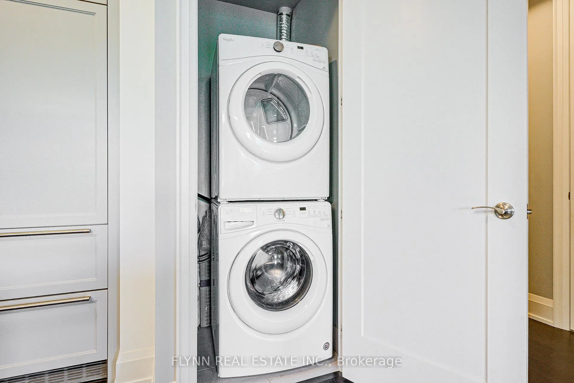 Photo 12 of Unit 324, 20 Fred Varley Drive, Markham, Unionville — HOMEH