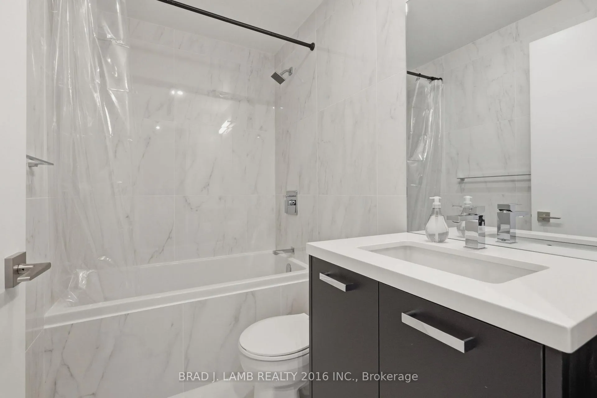 Photo 9 of Unit 1303, 284 King Street E, Toronto, Moss Park — HOMEH