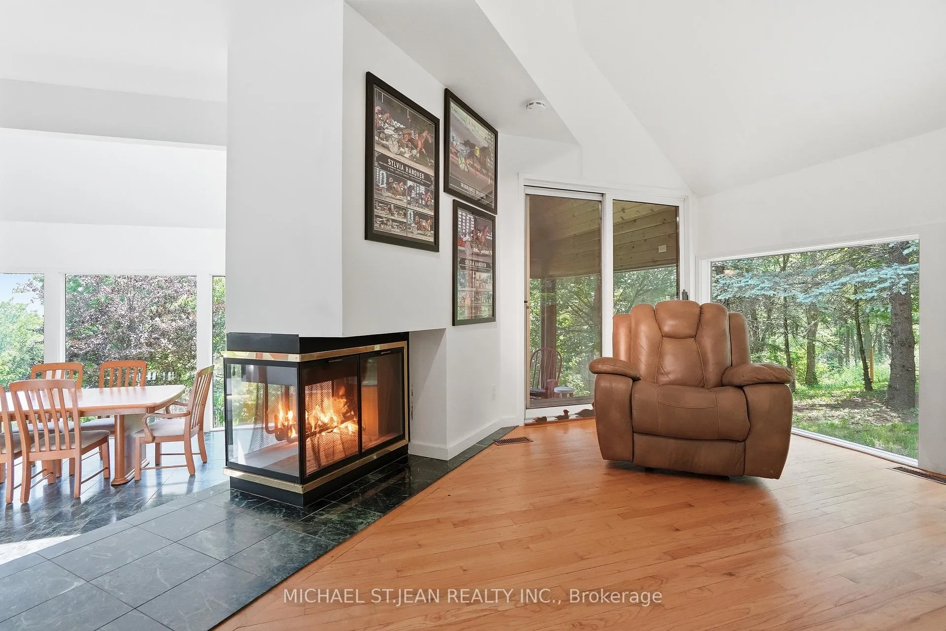 Photo 9 of 1314 Safari Road, Hamilton, Rural Flamborough — HOMEH