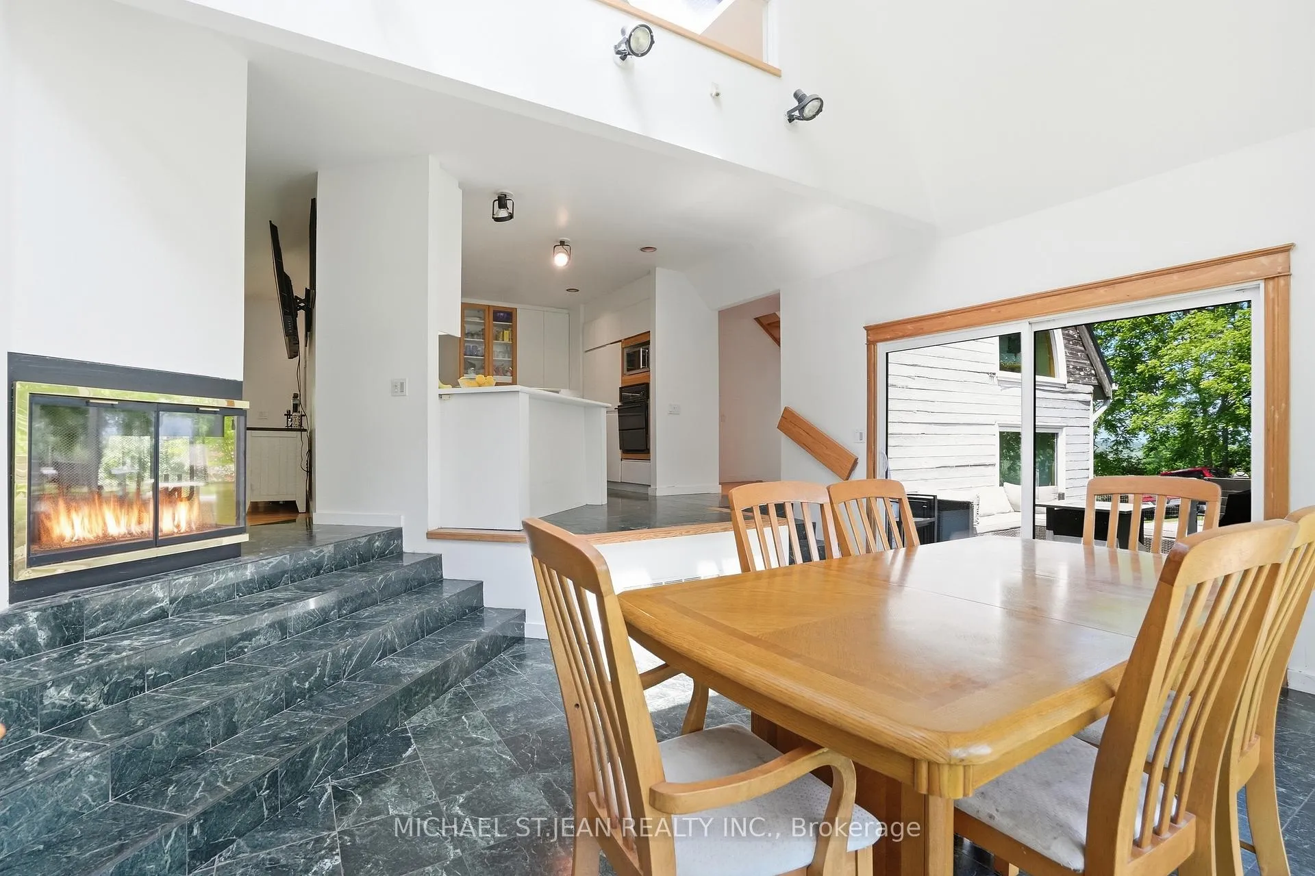 Photo 20 of 1314 Safari Road, Hamilton, Rural Flamborough — HOMEH