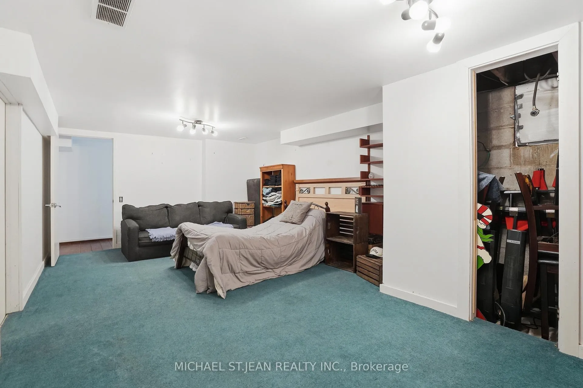Photo 34 of 1314 Safari Road, Hamilton, Rural Flamborough — HOMEH