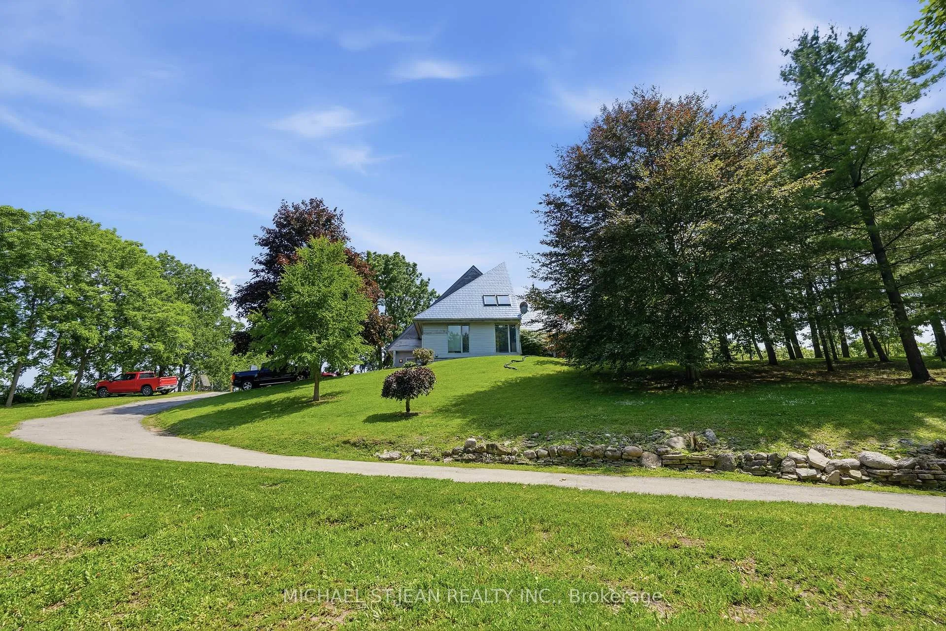 Photo 38 of 1314 Safari Road, Hamilton, Rural Flamborough — HOMEH