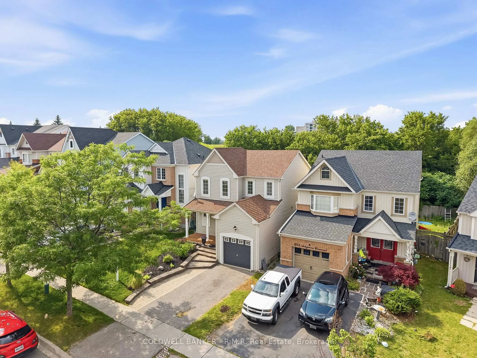 Photo 4 of 1244 Ashgrove Crescent, Oshawa, Pinecrest — HOMEH