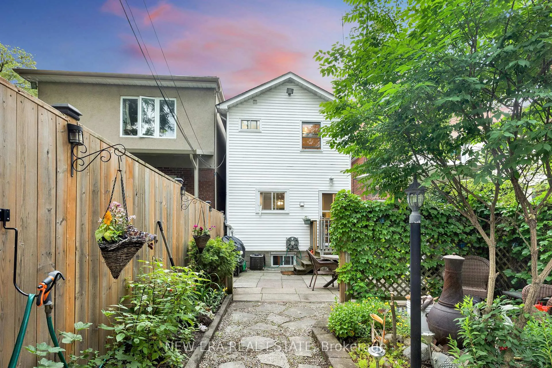 Photo 17 of 8 Page Avenue, Toronto, Runnymede-Bloor West Village — HOMEH