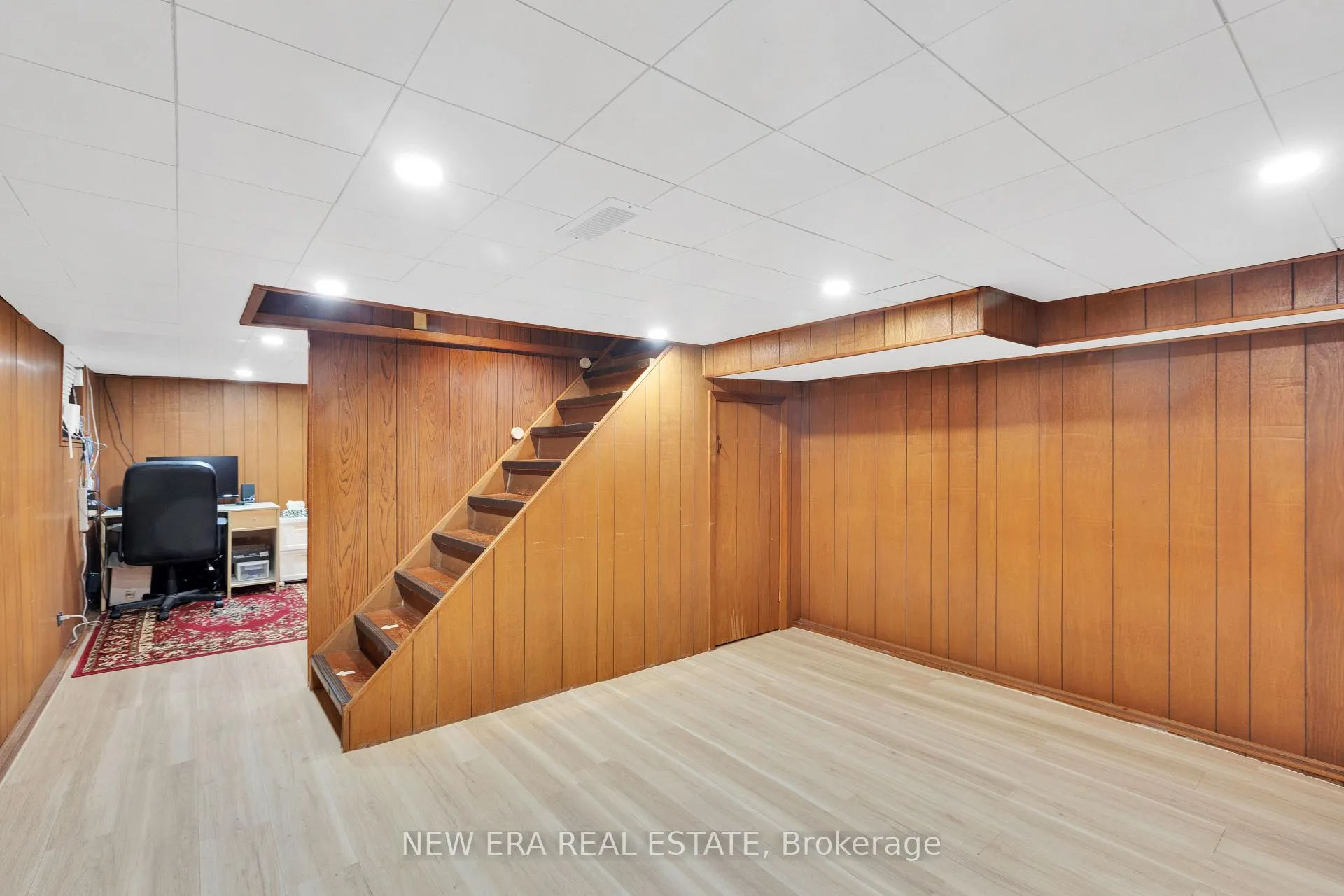Photo 29 of 8 Page Avenue, Toronto, Runnymede-Bloor West Village — HOMEH