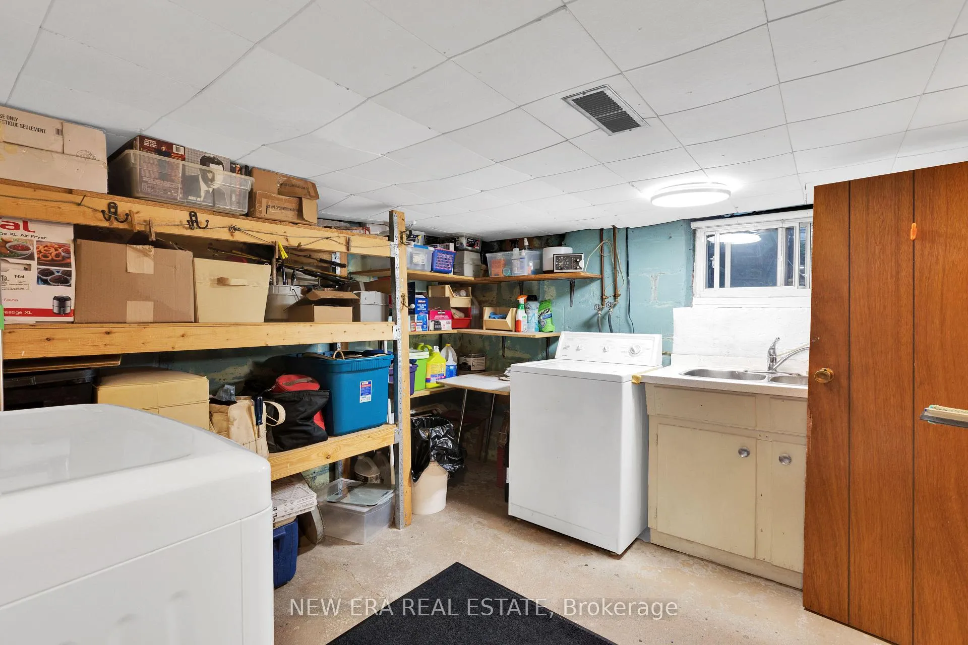 Photo 33 of 8 Page Avenue, Toronto, Runnymede-Bloor West Village — HOMEH