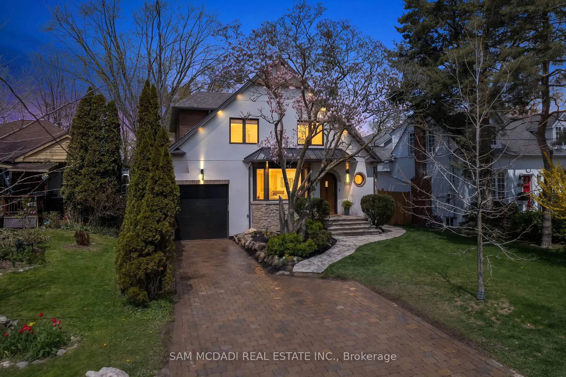 Photo 2 of 130 Lake Promenade, Etobicoke, Long Branch — HOMEH