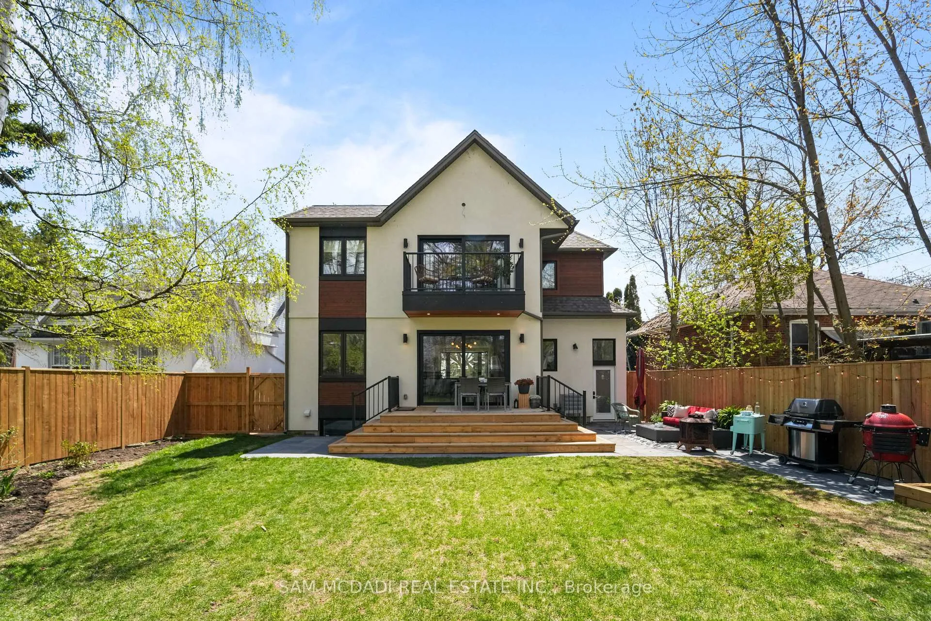 Photo 39 of 130 Lake Promenade, Etobicoke, Long Branch — HOMEH
