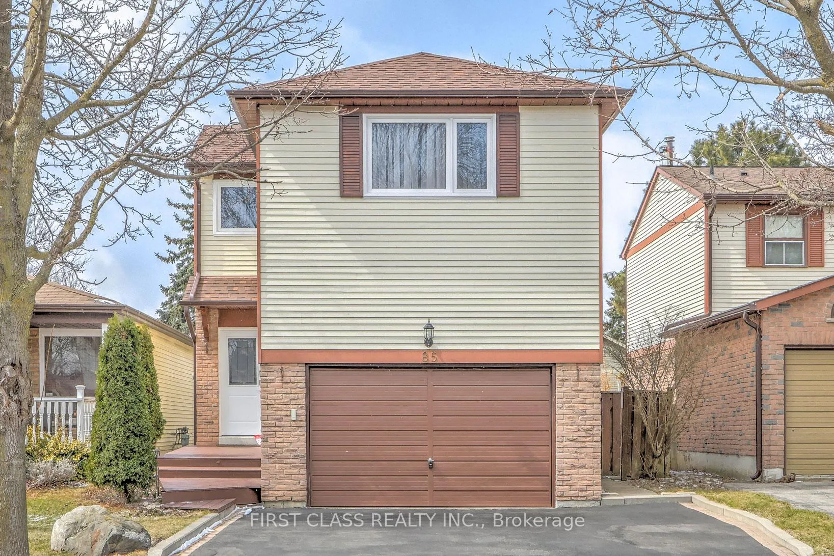 Photo 2 of 85 Madsen Crescent, Markham, Markville — HOMEH