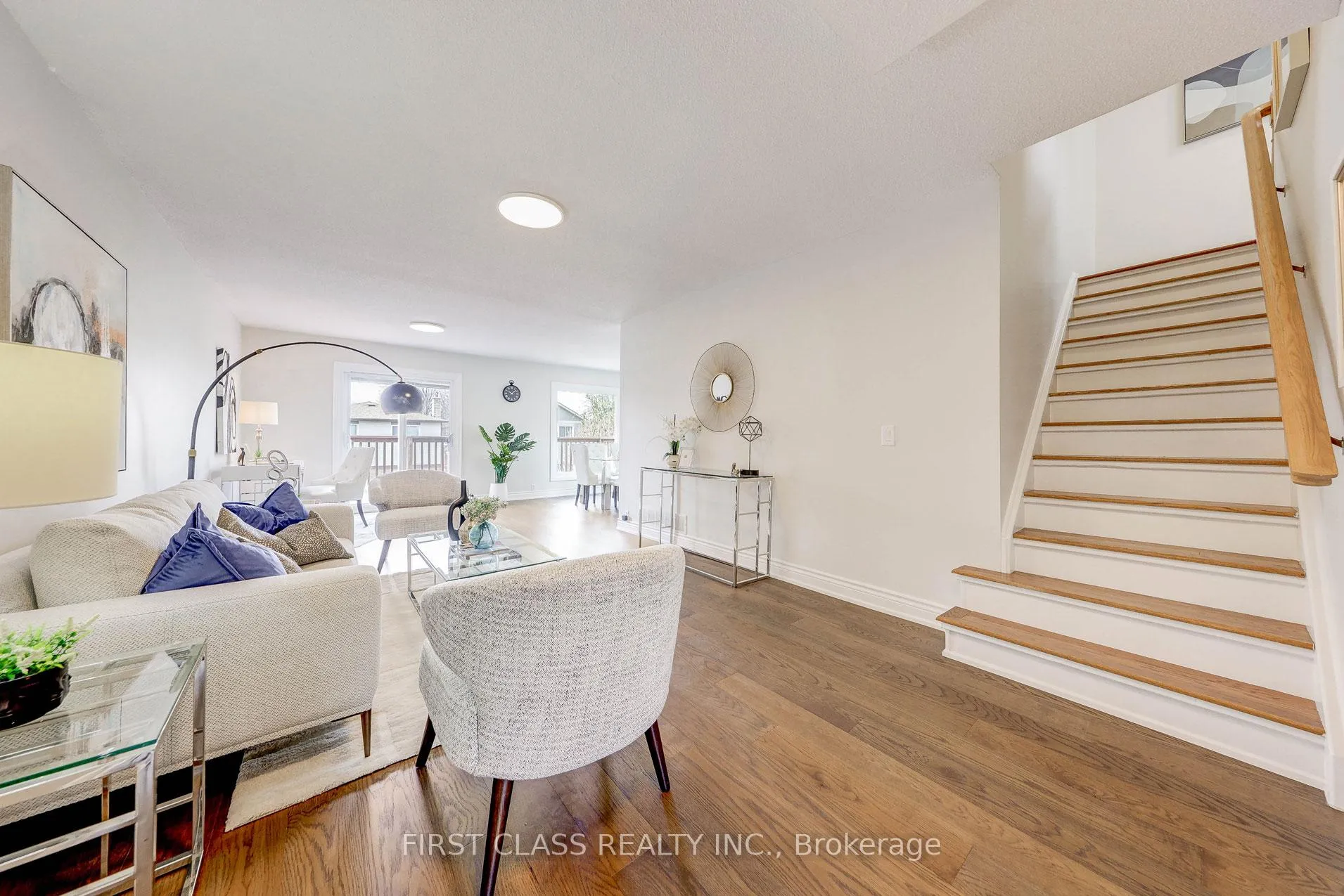 Photo 13 of 85 Madsen Crescent, Markham, Markville — HOMEH