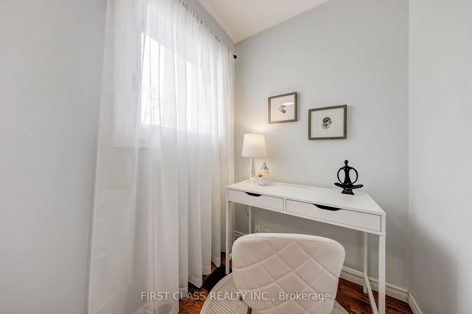 Photo 17 of 85 Madsen Crescent, Markham, Markville — HOMEH