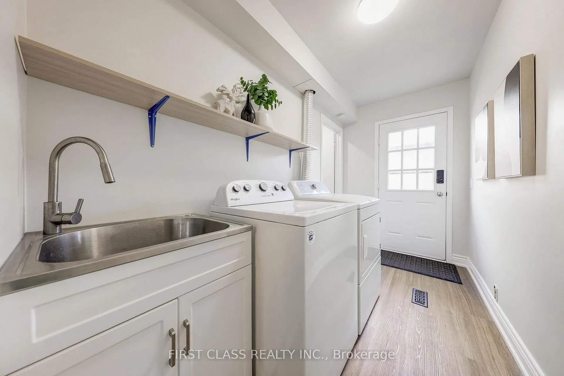 Photo 23 of 85 Madsen Crescent, Markham, Markville — HOMEH