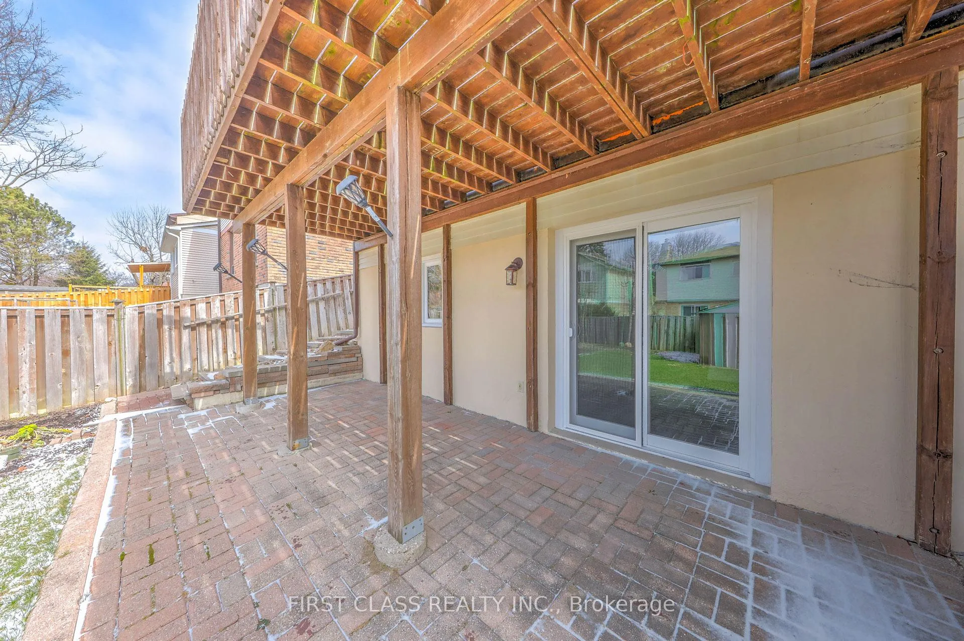 Photo 38 of 85 Madsen Crescent, Markham, Markville — HOMEH