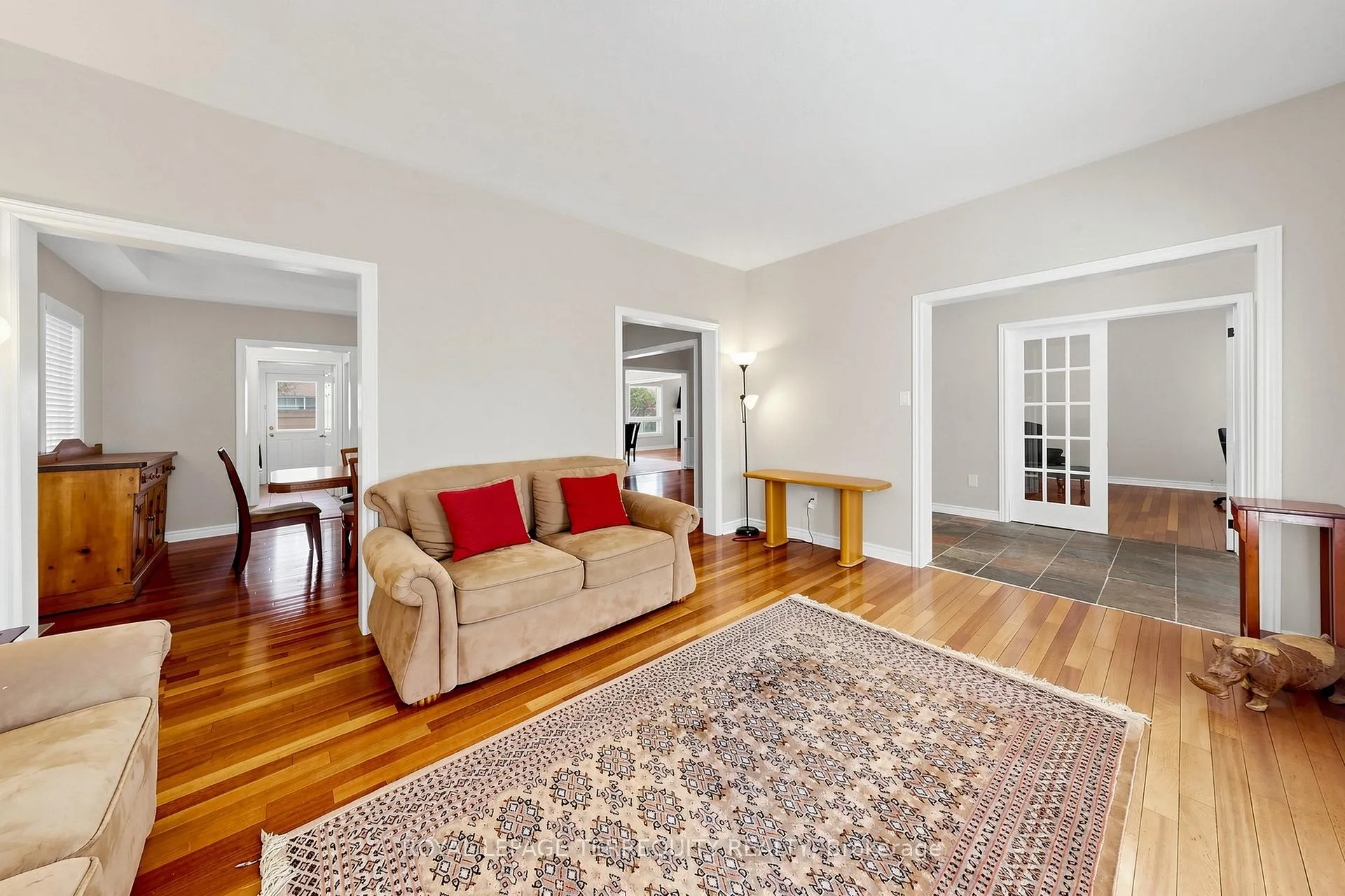 Photo 7 of 12 Ballantyne Drive, Ajax, Northwest Ajax — HOMEH