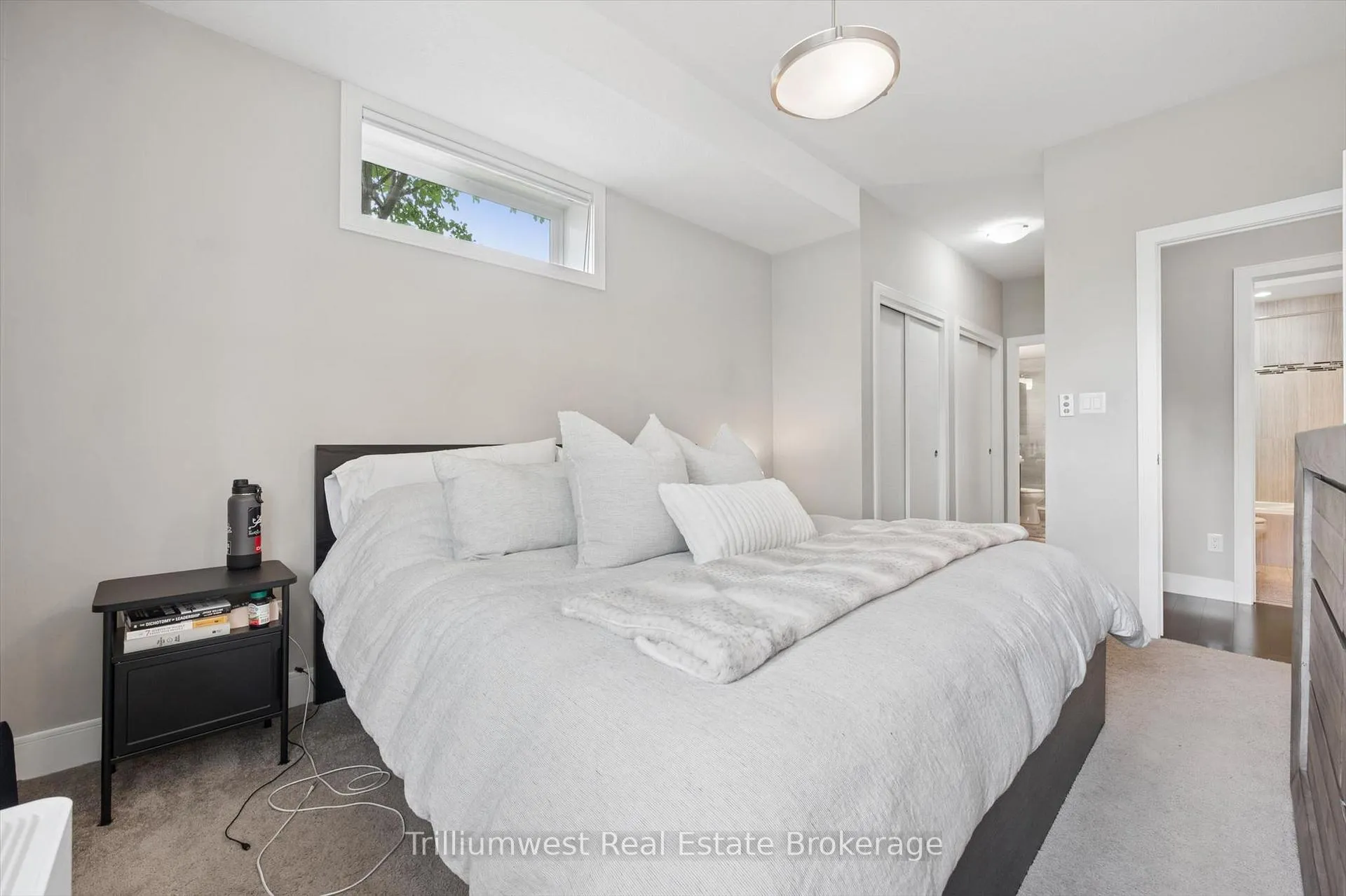 Photo 19 of Unit 9, 32 Arkell Road, Guelph, Kortright East — HOMEH