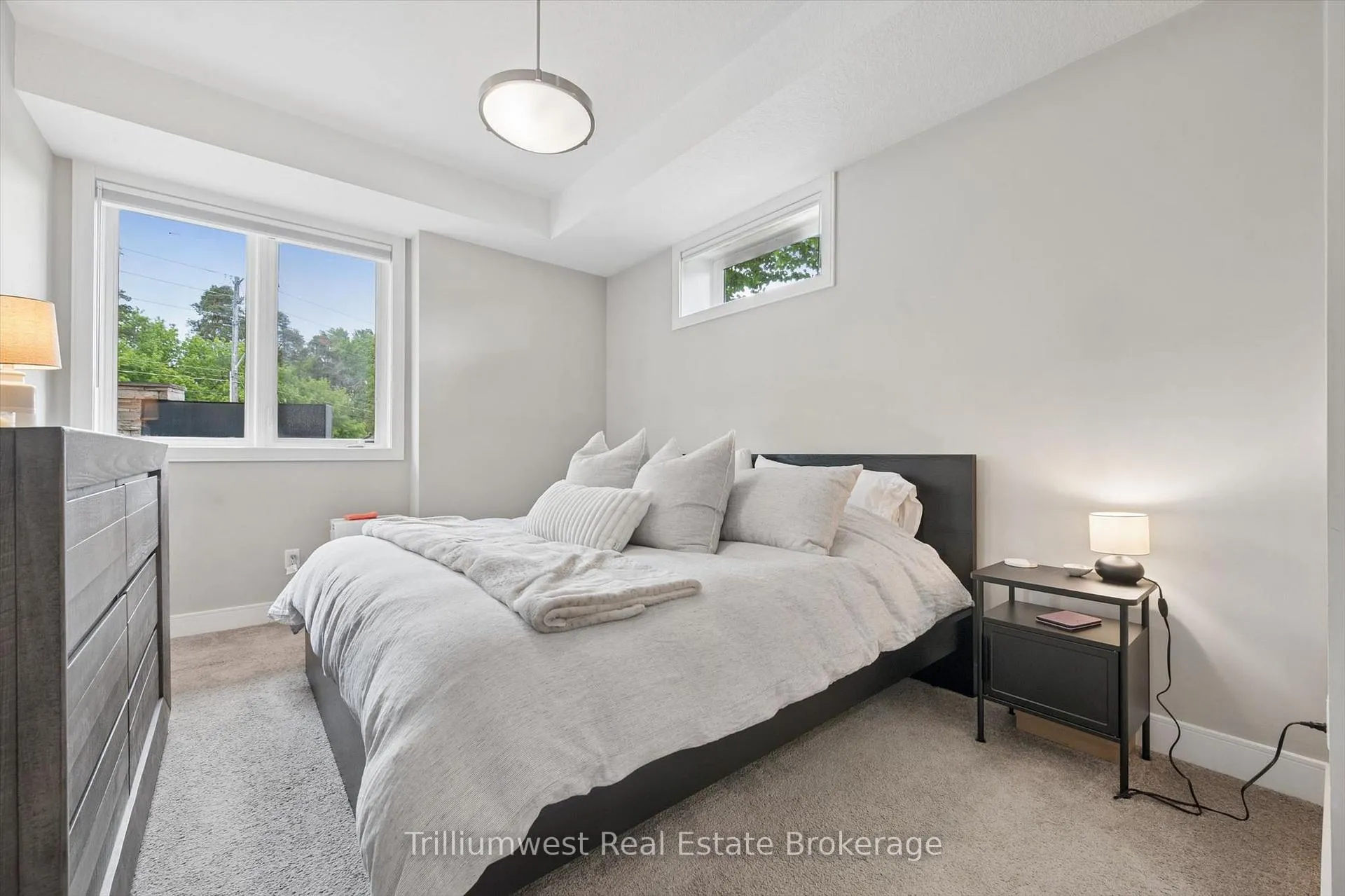 Photo 21 of Unit 9, 32 Arkell Road, Guelph, Kortright East — HOMEH