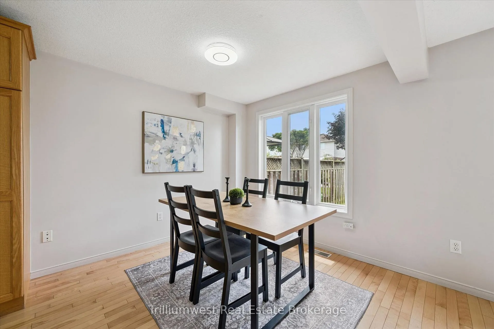 Photo 12 of 157 Stephanie Drive, Guelph, Willow West/Sugarbush/West Acres — HOMEH