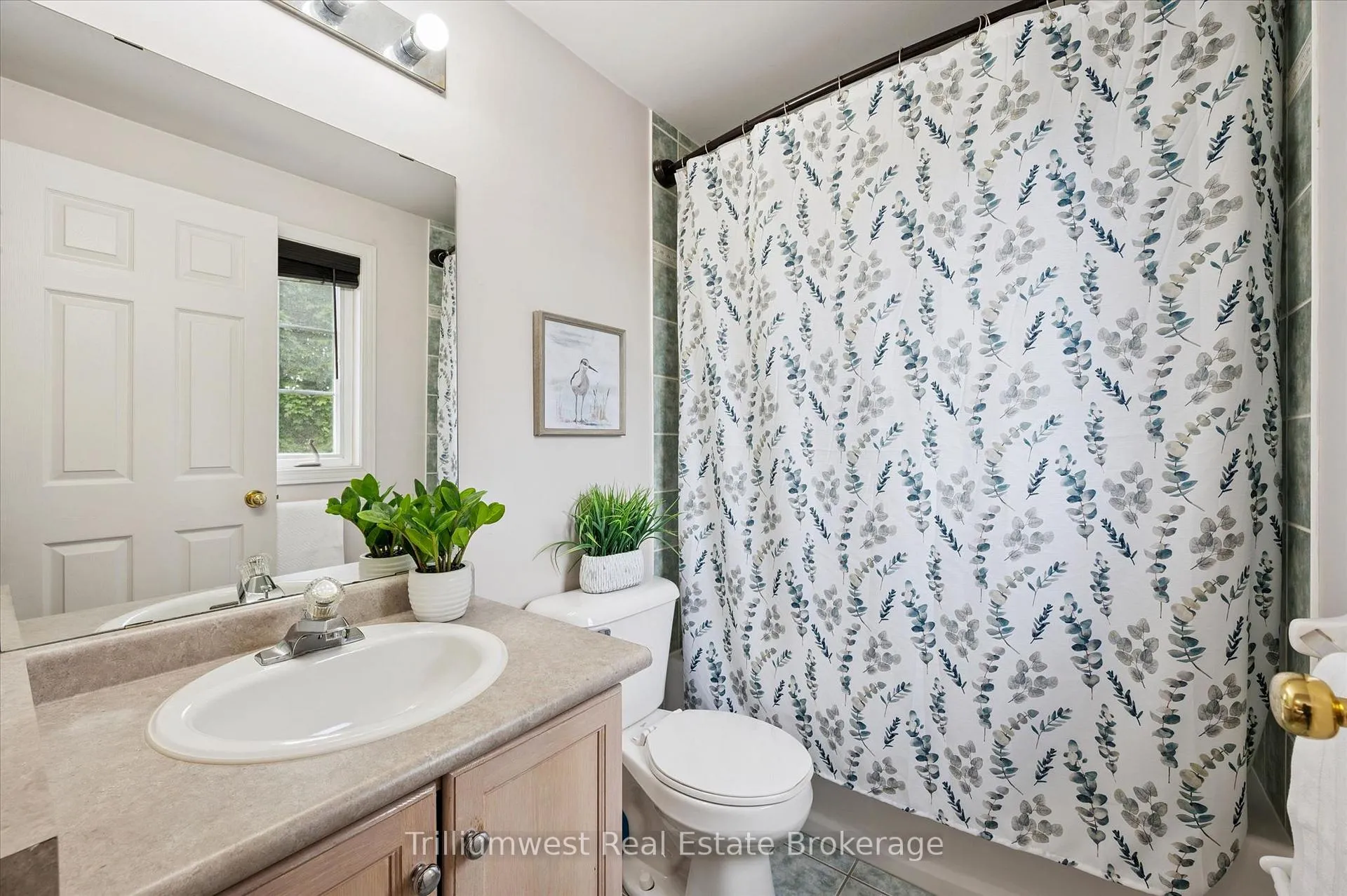 Photo 21 of 157 Stephanie Drive, Guelph, Willow West/Sugarbush/West Acres — HOMEH