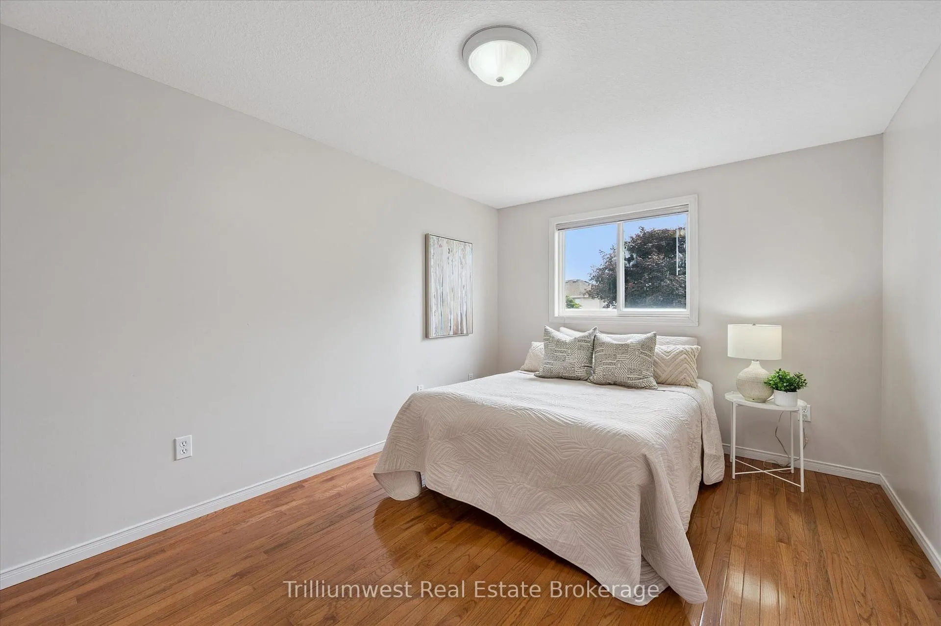 Photo 24 of 157 Stephanie Drive, Guelph, Willow West/Sugarbush/West Acres — HOMEH