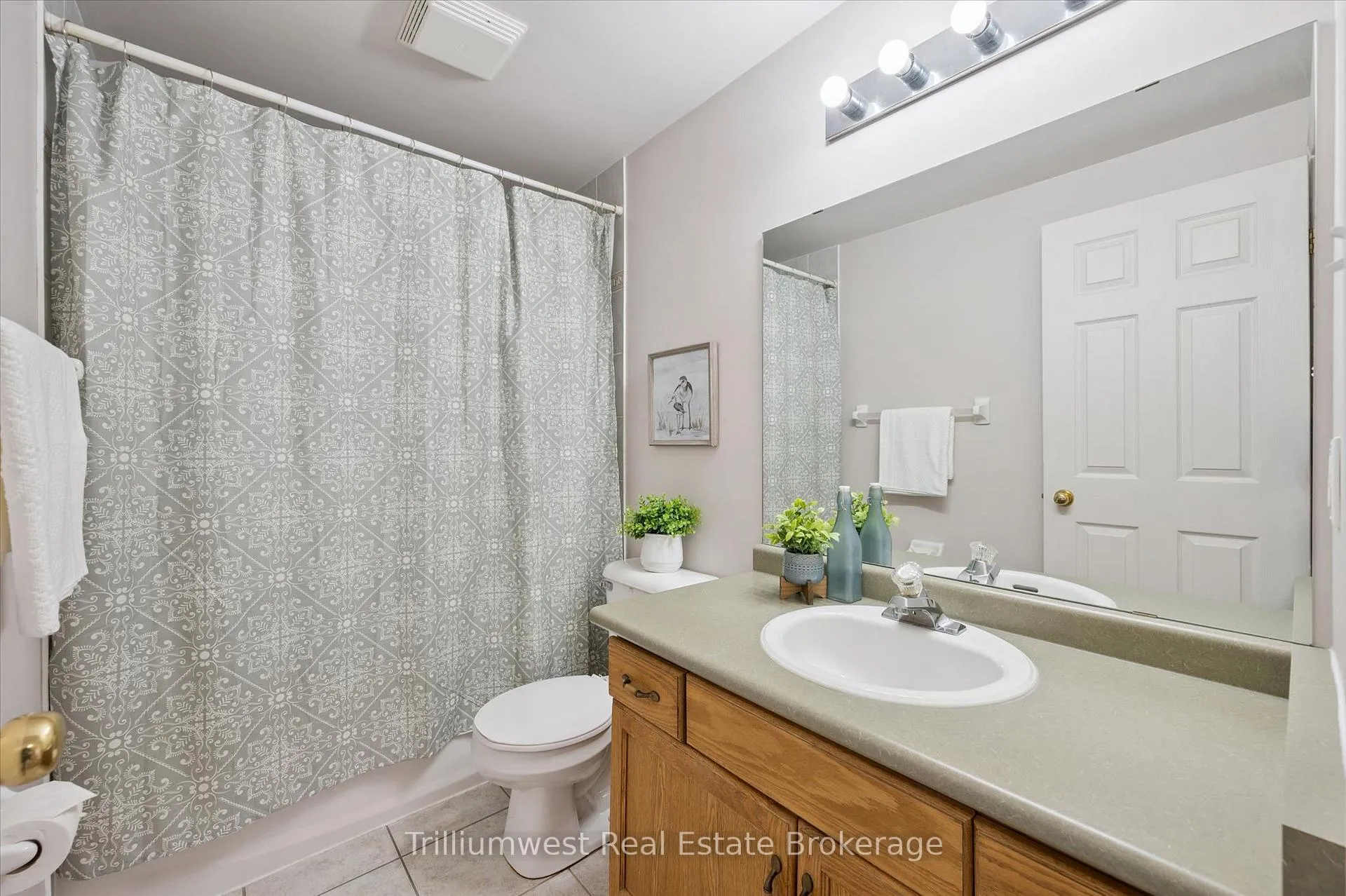 Photo 26 of 157 Stephanie Drive, Guelph, Willow West/Sugarbush/West Acres — HOMEH
