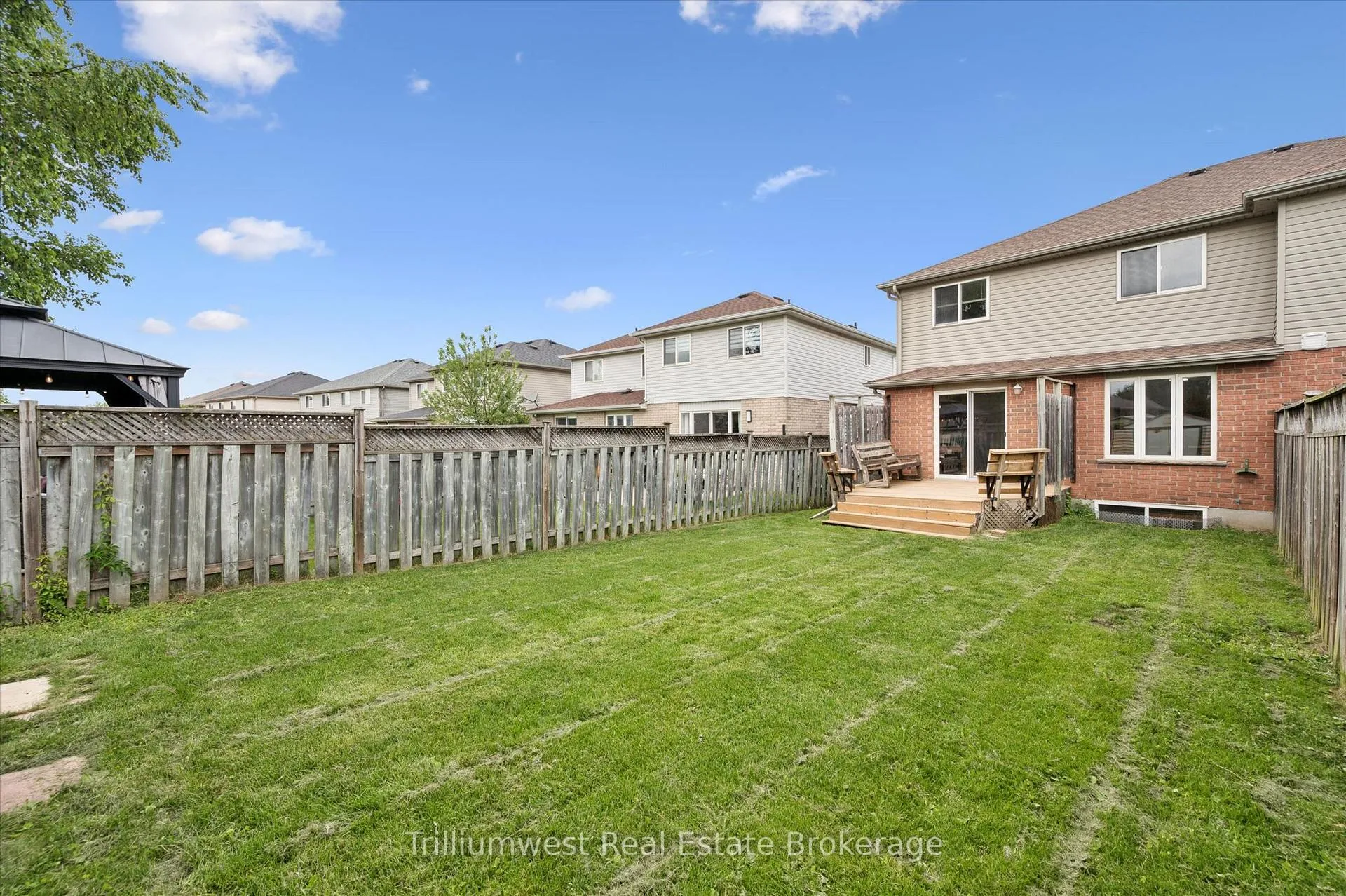 Photo 30 of 157 Stephanie Drive, Guelph, Willow West/Sugarbush/West Acres — HOMEH