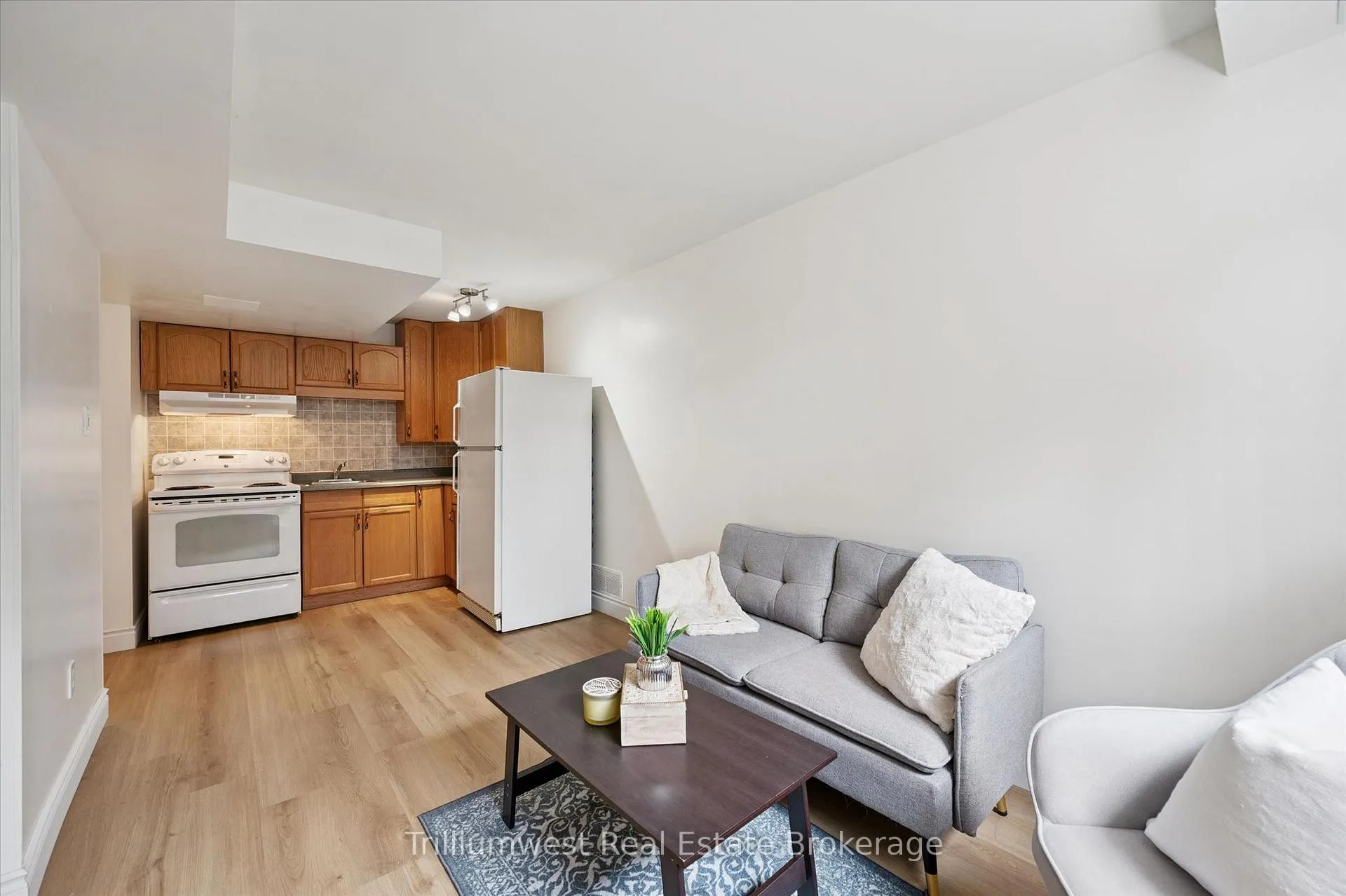 Photo 34 of 157 Stephanie Drive, Guelph, Willow West/Sugarbush/West Acres — HOMEH