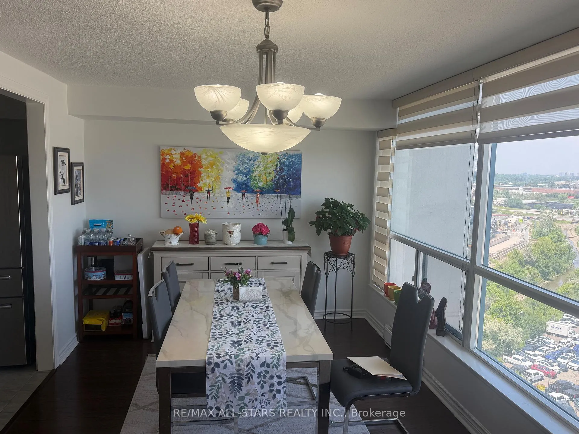 Photo 4 of Unit 1607, 4725 Sheppard Avenue E, Scarborough, Agincourt South-Malvern West — HOMEH