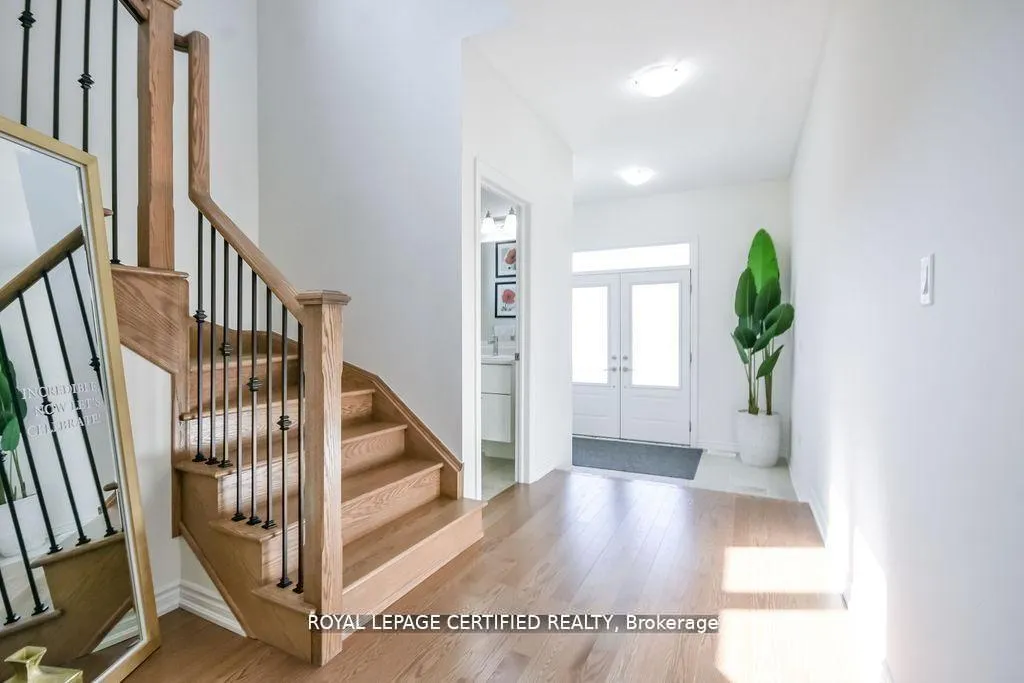 Photo 7 of 58 Shepherd Drive, Barrie, Rural Barrie Southeast — HOMEH