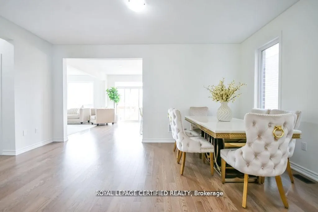 Photo 10 of 58 Shepherd Drive, Barrie, Rural Barrie Southeast — HOMEH