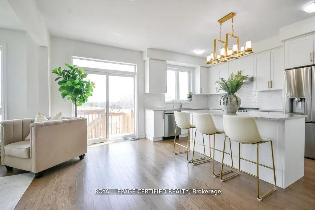 Photo 17 of 58 Shepherd Drive, Barrie, Rural Barrie Southeast — HOMEH