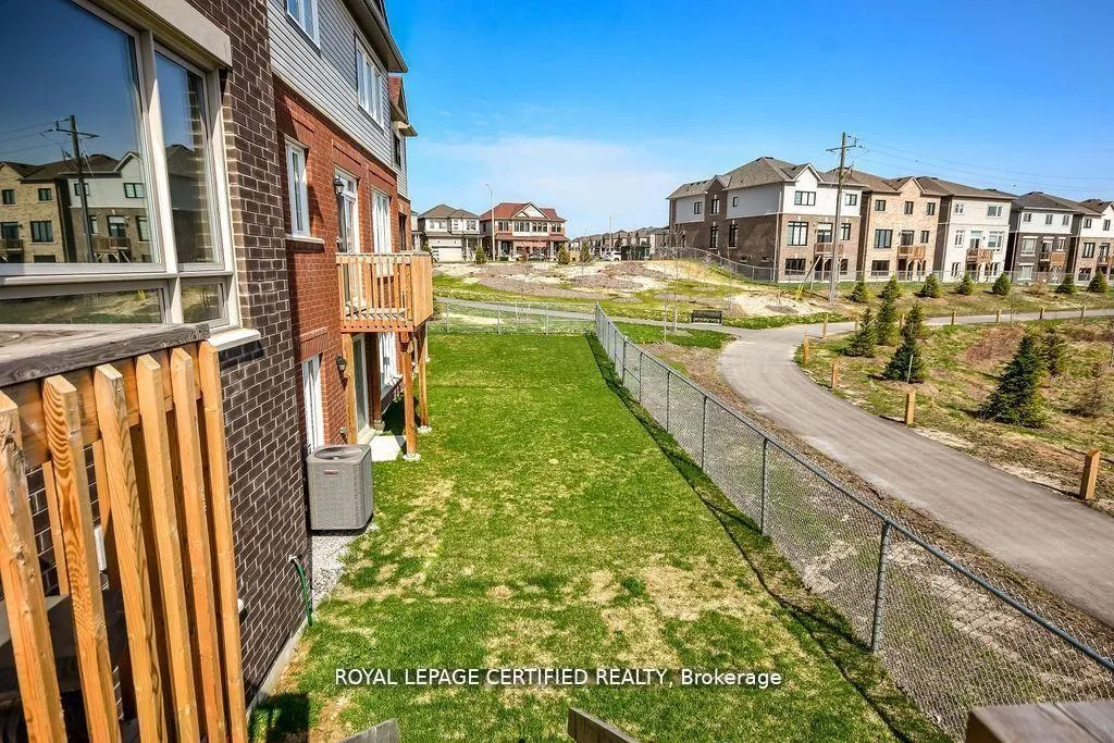 Photo 39 of 58 Shepherd Drive, Barrie, Rural Barrie Southeast — HOMEH