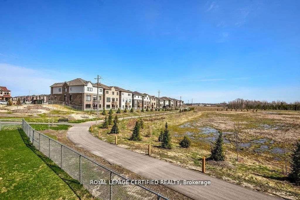 Photo 40 of 58 Shepherd Drive, Barrie, Rural Barrie Southeast — HOMEH