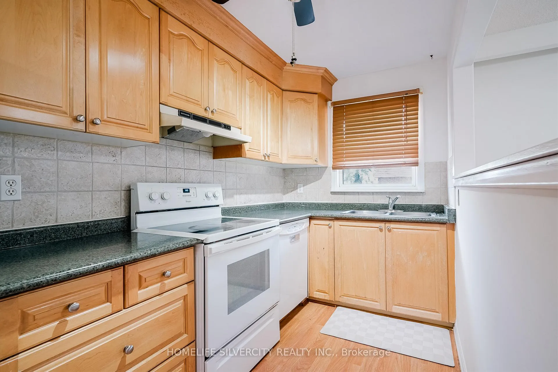 Photo 15 of Unit 57, 235 Bronte Street S, Milton, Old Milton — HOMEH