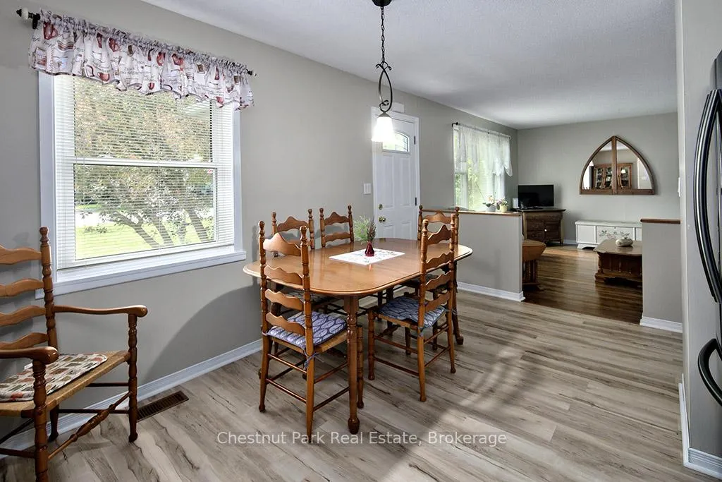 Photo 15 of 333 Oak Street, Collingwood — HOMEH