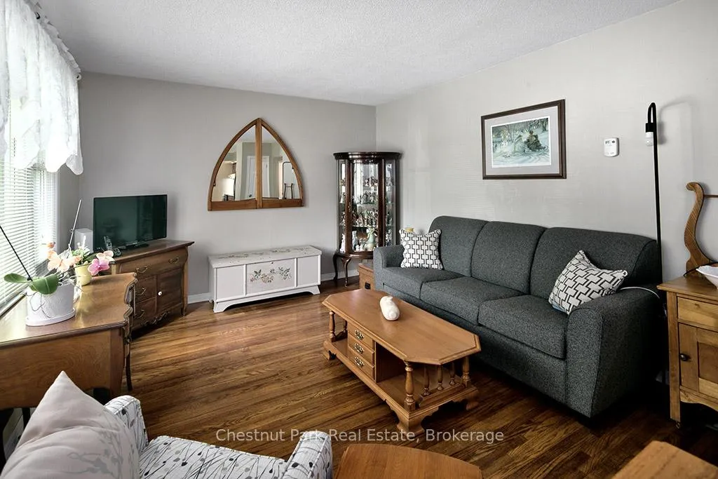 Photo 18 of 333 Oak Street, Collingwood — HOMEH