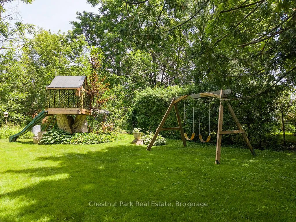 Photo 26 of 333 Oak Street, Collingwood — HOMEH
