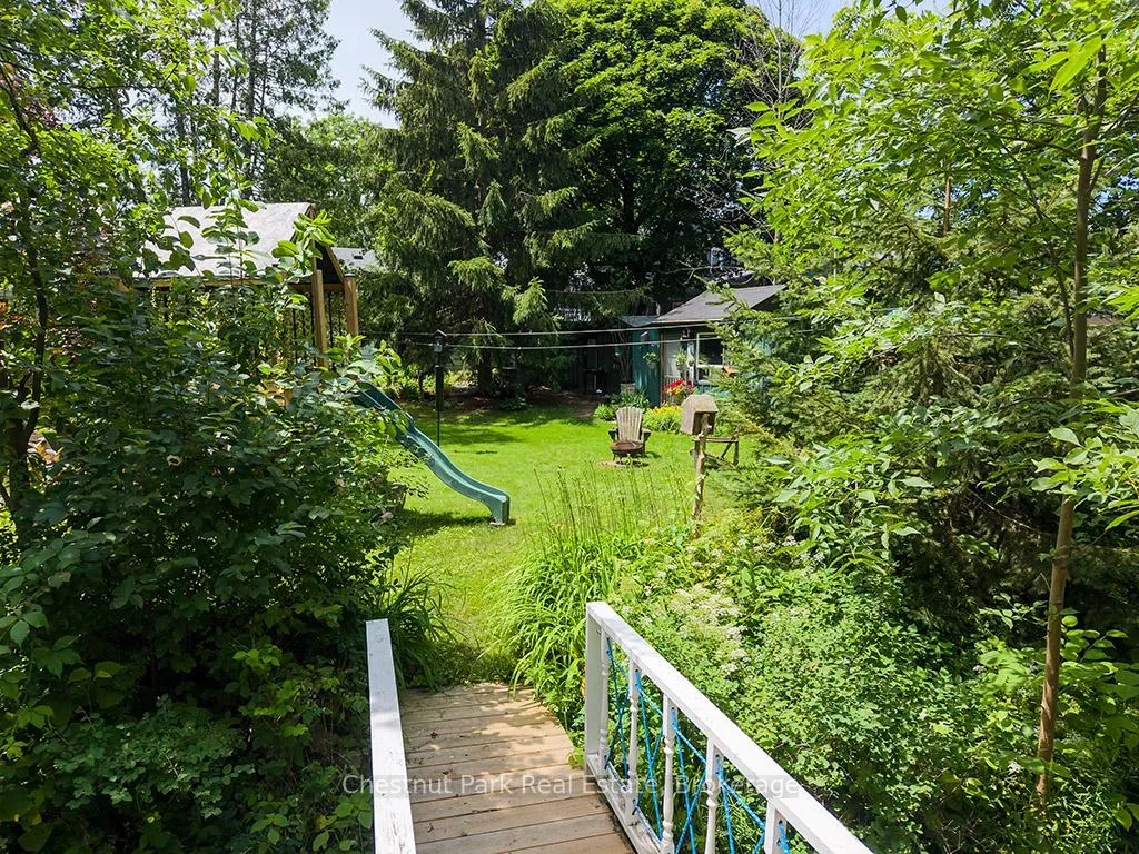Photo 31 of 333 Oak Street, Collingwood — HOMEH