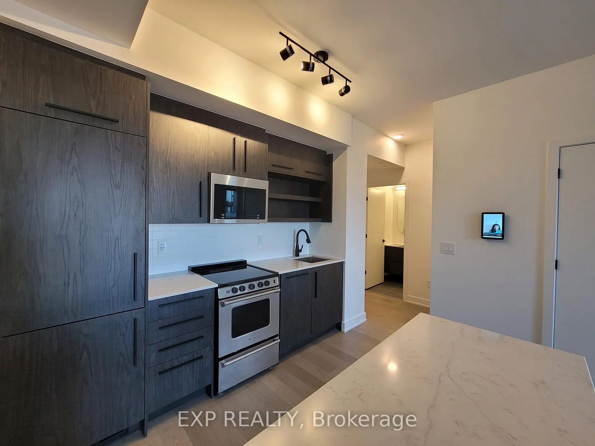 Photo 6 of Unit 407, 560 Rideau Street, Ottawa, Sandy Hill — HOMEH