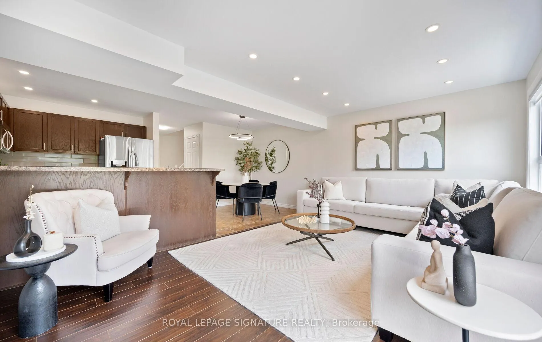 Photo 9 of 61 Thames Way, Hamilton, Mount Hope — HOMEH