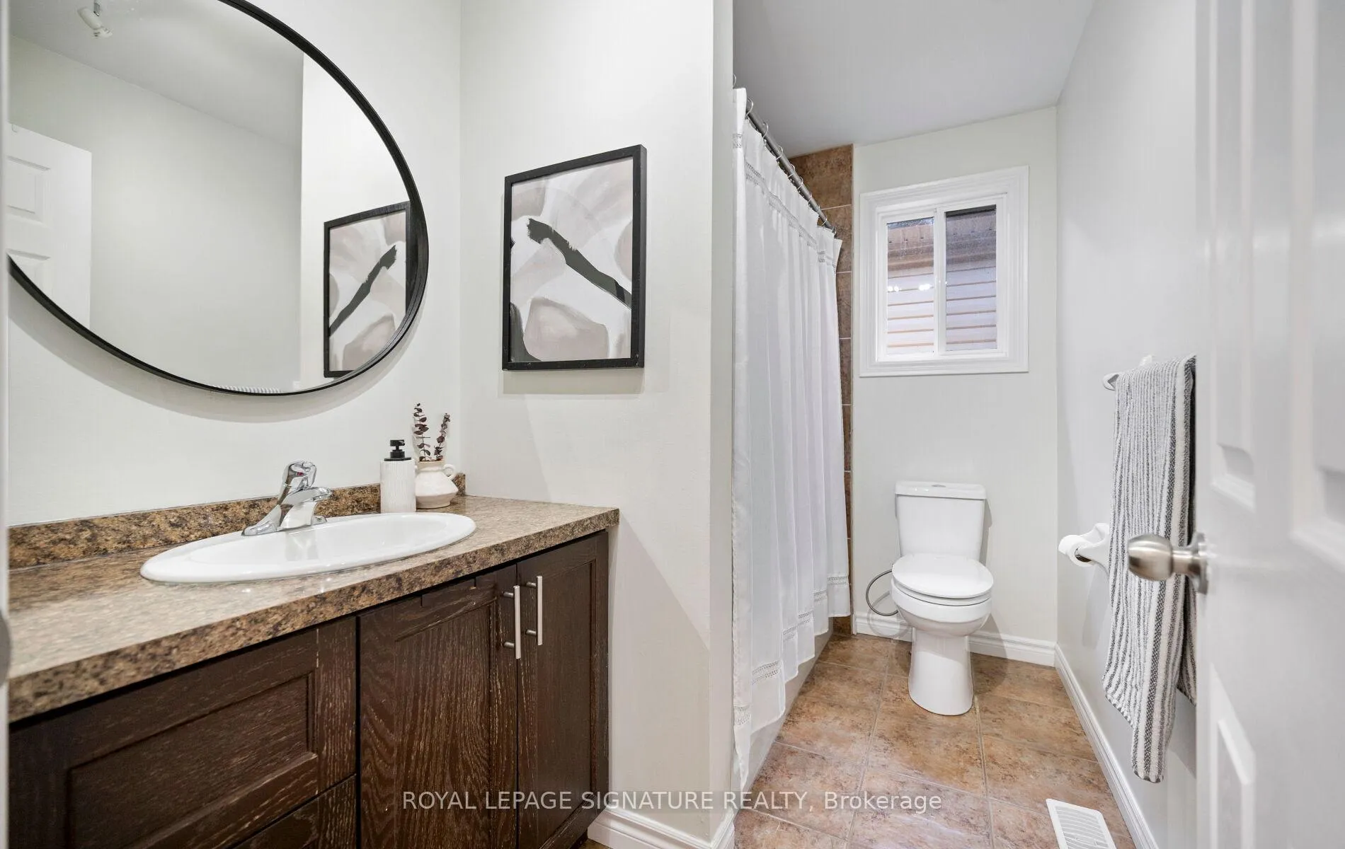 Photo 36 of 61 Thames Way, Hamilton, Mount Hope — HOMEH
