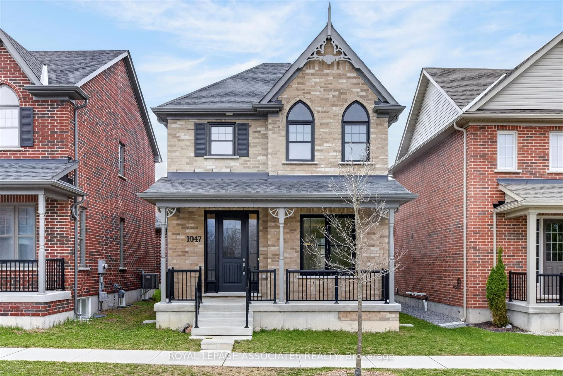 Photo 2 of 1047 Rippingale Trail, Peterborough, Northcrest Ward 5 — HOMEH
