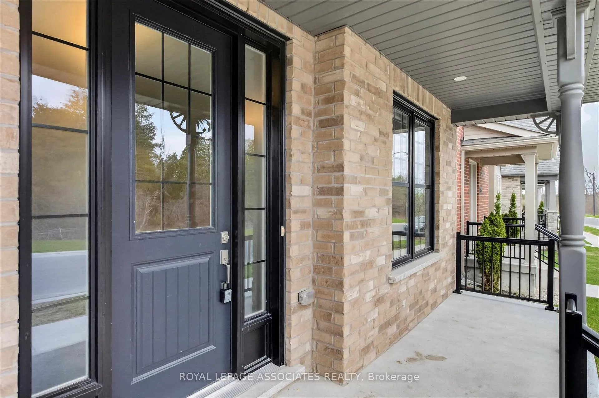 Photo 3 of 1047 Rippingale Trail, Peterborough, Northcrest Ward 5 — HOMEH
