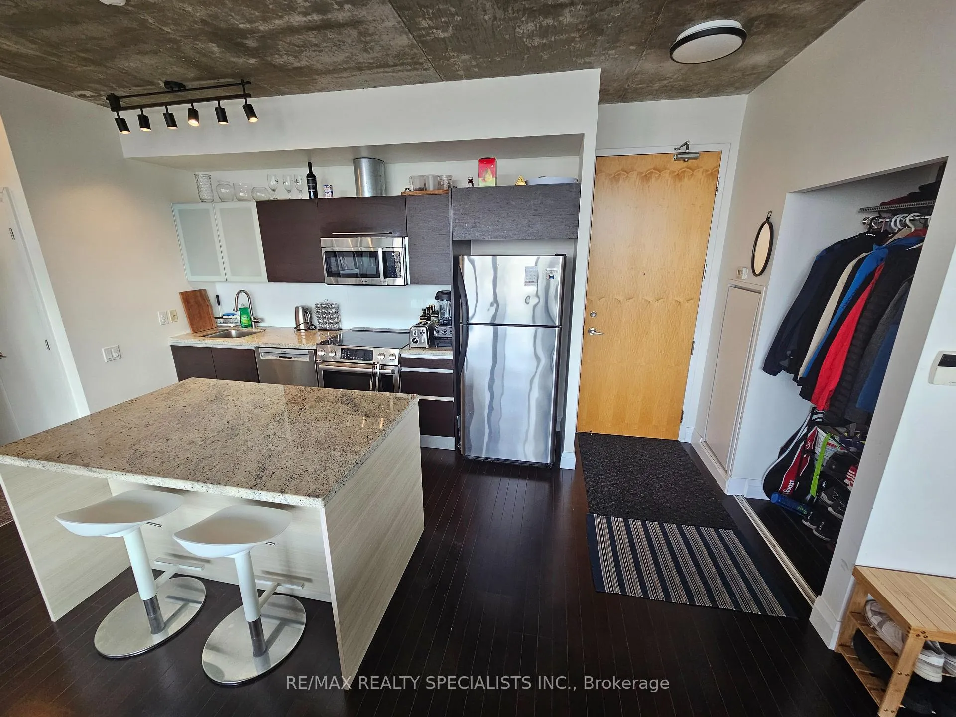 Photo 4 of Unit 806, 33 Mill Street, Toronto, Waterfront Communities — HOMEH