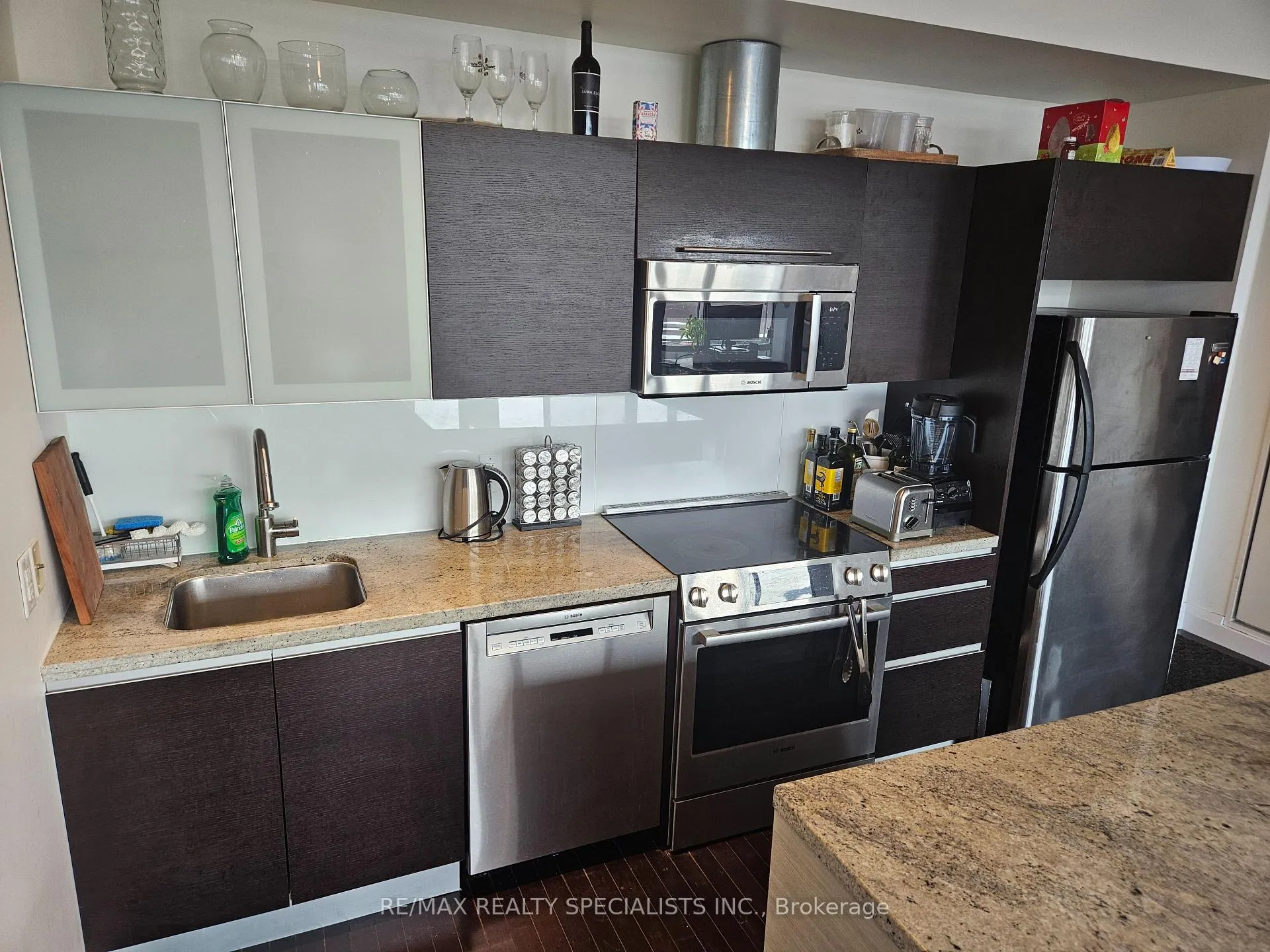 Photo 6 of Unit 806, 33 Mill Street, Toronto, Waterfront Communities — HOMEH