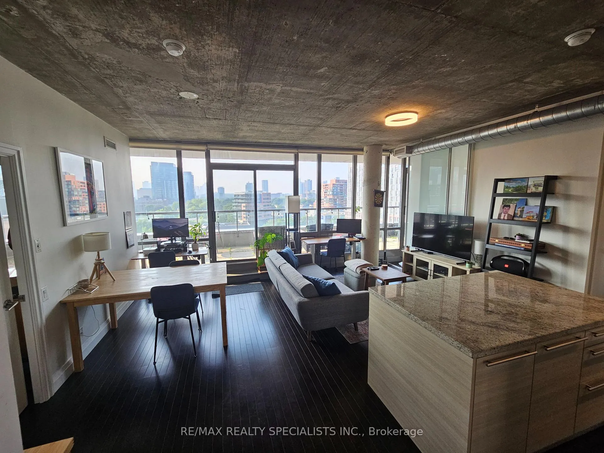 Photo 9 of Unit 806, 33 Mill Street, Toronto, Waterfront Communities — HOMEH
